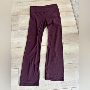 Athleta Elation Straight Leg Yoga Pants Spiced Cabernet Maroon Leggings Size M